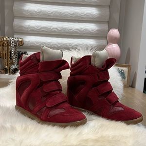 ♦️•Isabel Marant• Bekett Suede Wedge Sneaker♦️